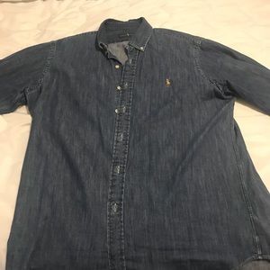 Men’s Ralph Lauren shirt. Size Large